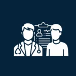 Biała ikona przedstawiająca lekarza w kitlu ze stetoskopem oraz pacjenta na tle dokumentacji medycznej, ilustrująca odpowiedzialność lekarza i roszczenia pacjentów.